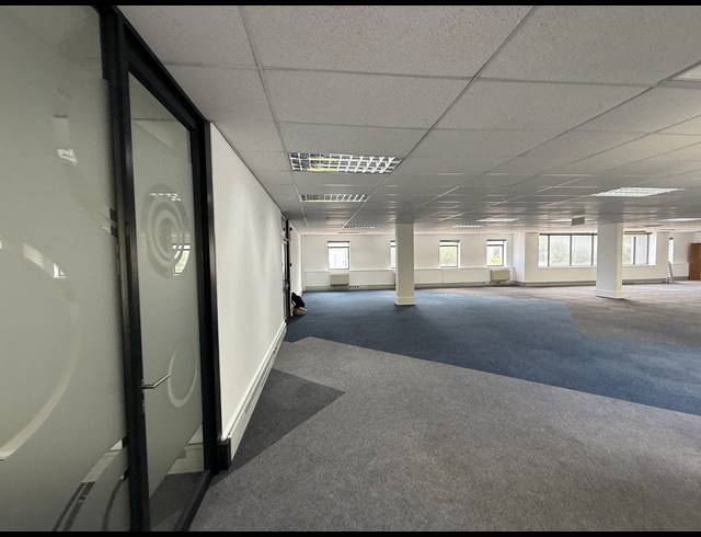 310M² OFFICE TO LET IN NEWLANDS